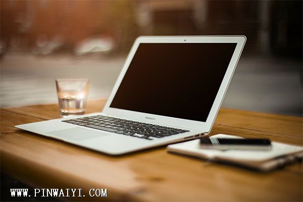 laptop-336373_1920 (1).jpg