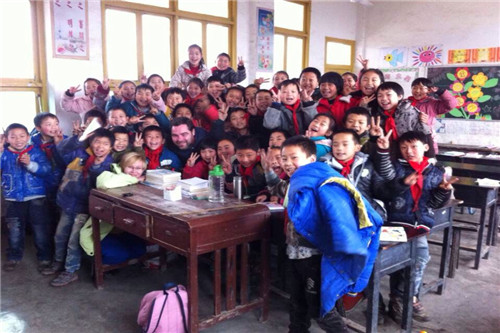 外教在小红桥小学参加活动